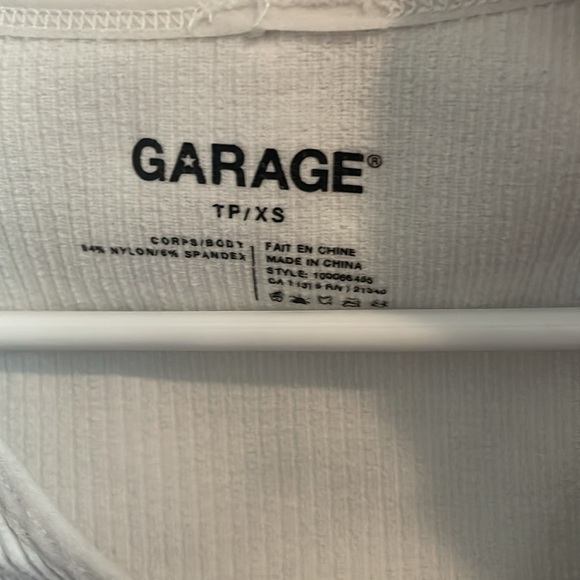 Garage Cropped V-Neck Tee - Picture 2 of 2